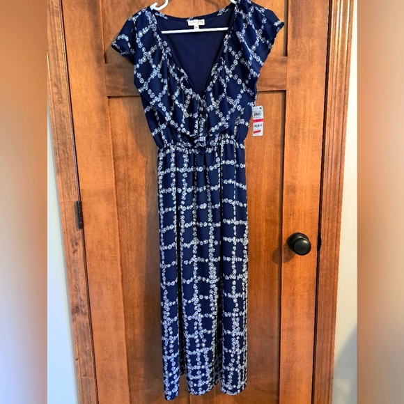 Maison Jules Dresses New W Tags Maison Jules Maxi Dress Xs Navy Blue W White Poshmark